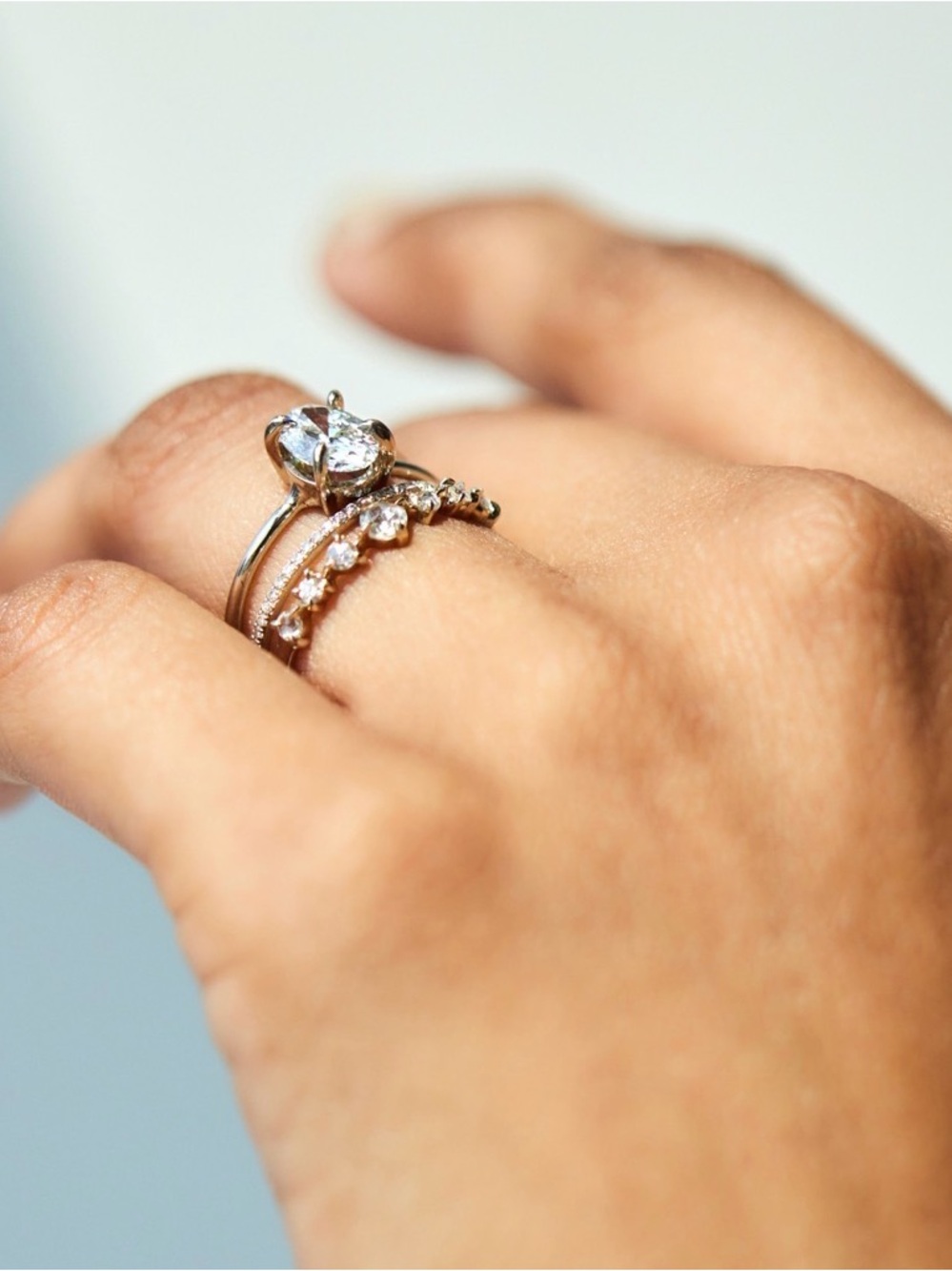 Catbird 14k Yellow Gold Swan Oval Lab-Grown Diamond Ring — 0.74 ct w/ IGI papers - Picture 6 of 17